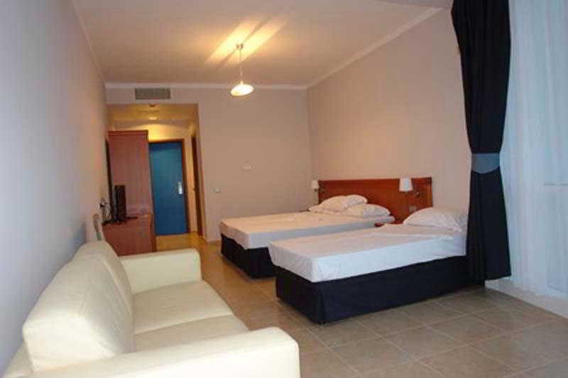 Dolce Vita Hotel Durrës Esterno foto